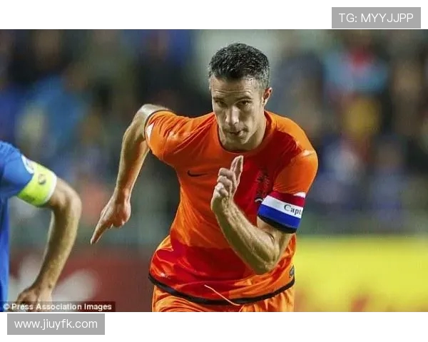 范佩西回忆2015年差点加盟巴萨 揭示多年来为其效力的渴望